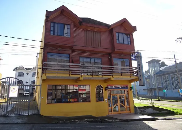 Hostal Pacifico