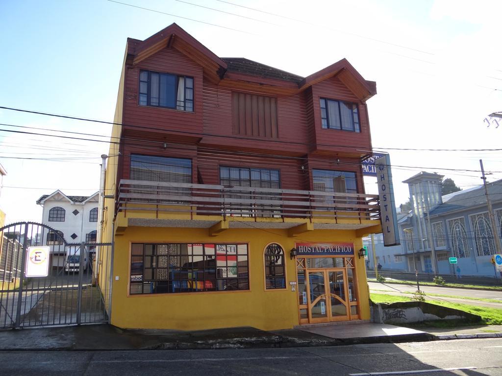 Pacifico Hostel *